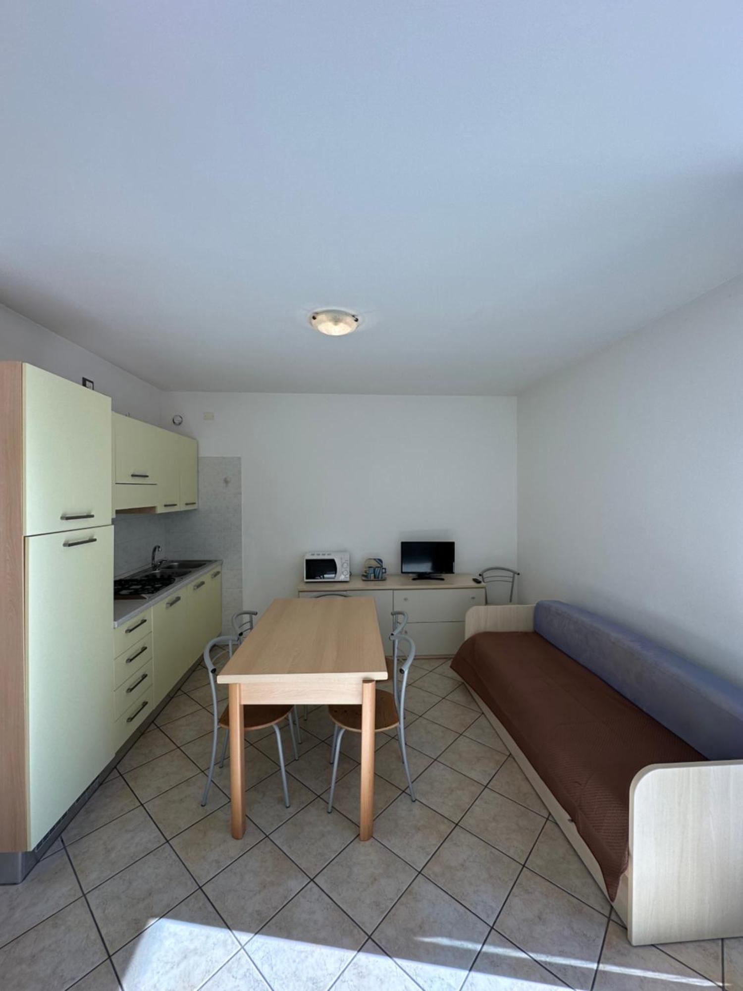 Residence Stefania - Agenzia Cocal カオルレ エクステリア 写真